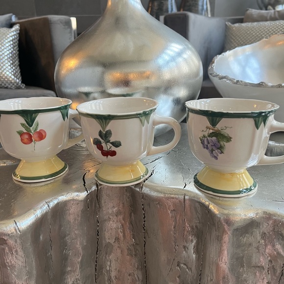 Set of three modern style, Gibson tea, mugs - Picture 11 of 17